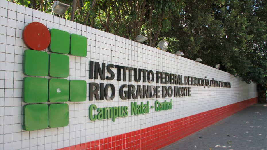 IFRN adia retorno presencial devido às síndromes gripais e Covid-19