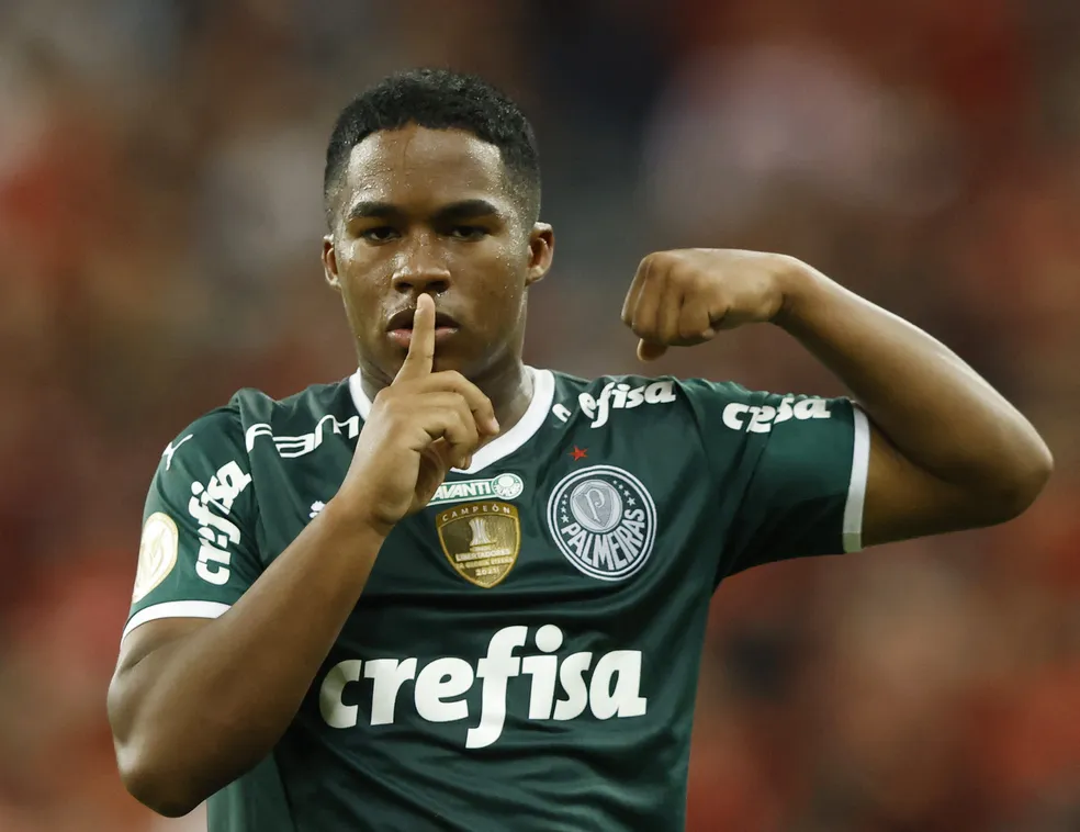 Endrick se torna o mais jovem a marcar na história do Palmeiras e