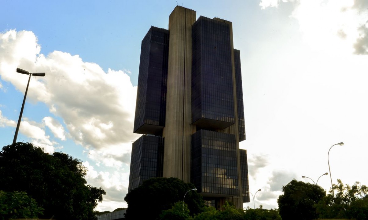 Mercado Financeiro: Brasil crescerá 2,19% em 2023, segundo projeção do Banco Central, divulgada hoje (03) 