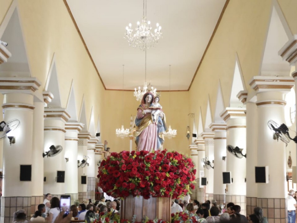 Devoção: procissão de Sant’Ana em Currais Novos reúne milhares de fiéis