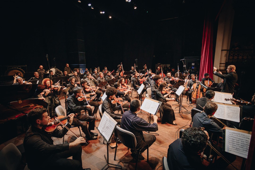 Orquestra Sinfônica do RN apresenta nesta quarta-feira (30) espetáculo gratuito Pérolas do Barroco com 