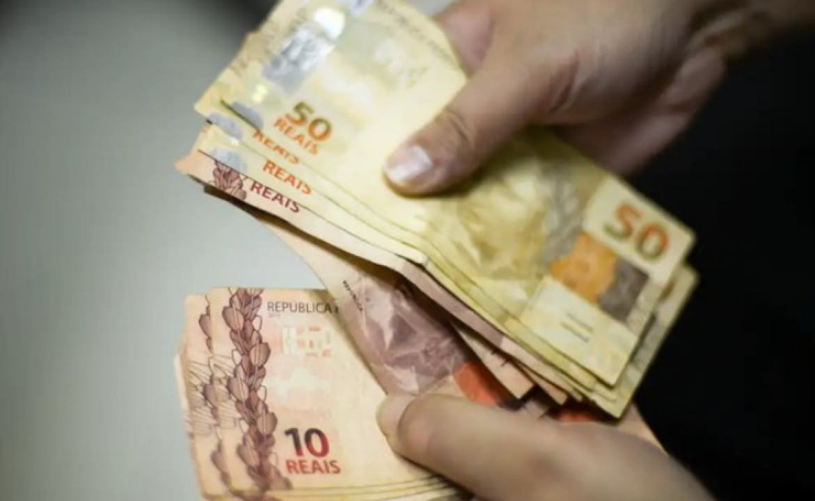 Em vigor a partir deste mês novo salário mínimo de R$ 1.412 