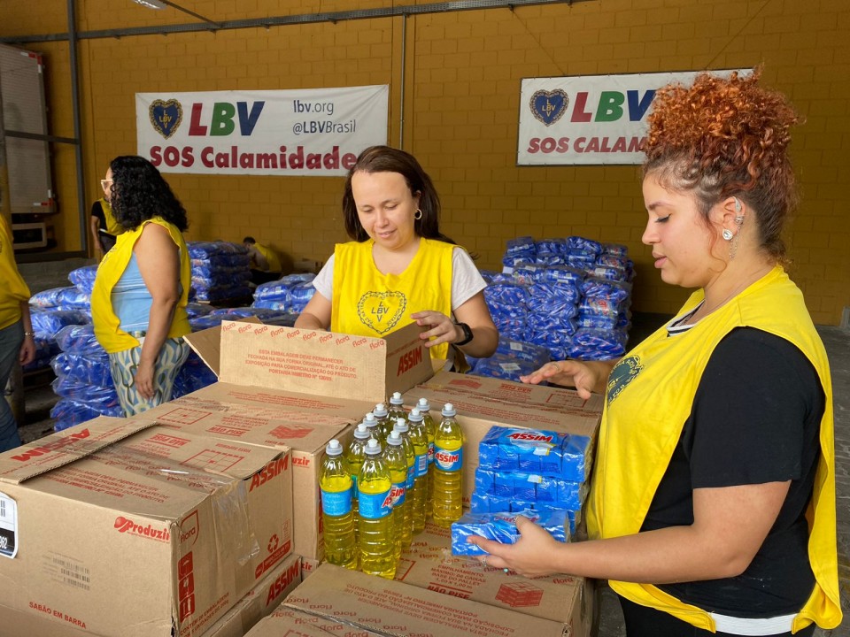 Em Natal, LBV abre posto de arrecadação para vítima da tragédia no RS 