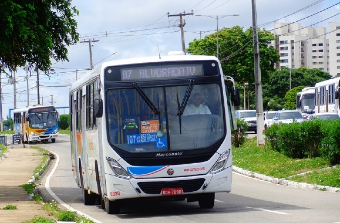 Nova rodada de negociação adia início da greve dos motorista em Natal 