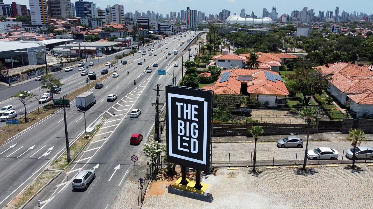 Natal ganha o maior painel de LED de rua do Nordeste