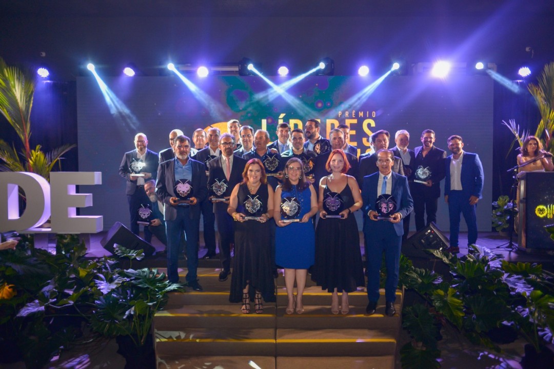 Prêmio Líderes Regionais destaca o empreendedorismo no RN em evento no Teatro Riachuelo