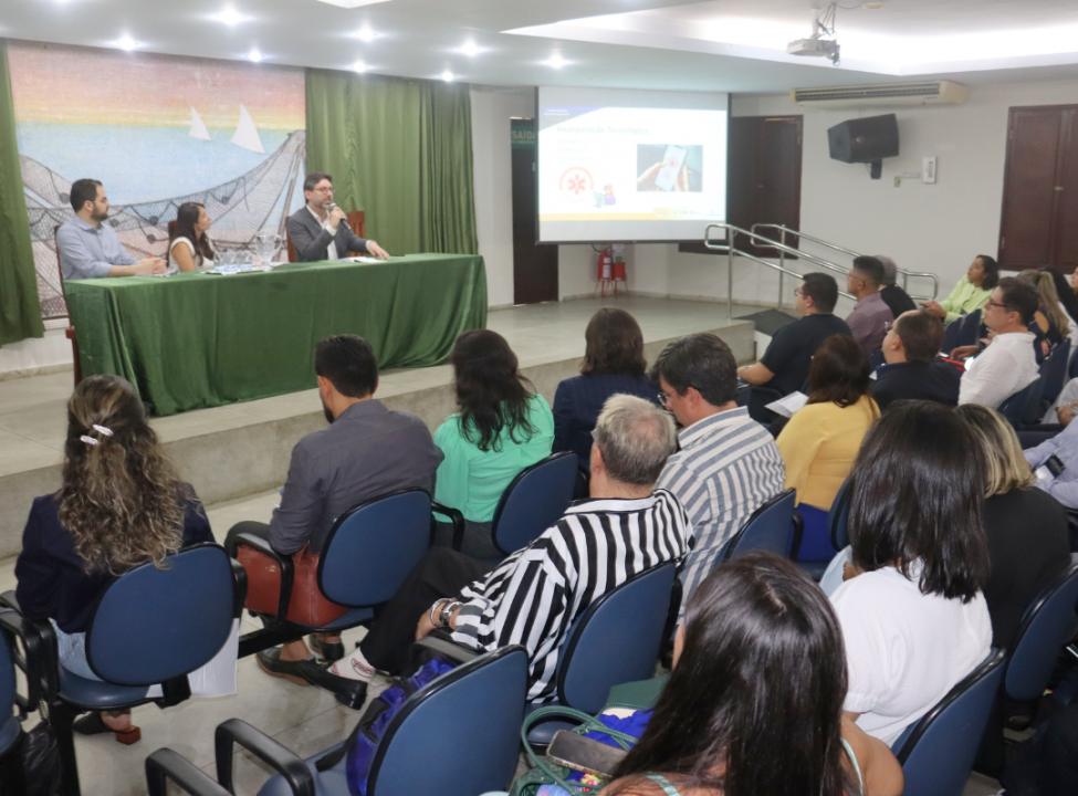 Simpósio discute a Central de Regulação e a melhoria nos serviços de Urgência e emergência