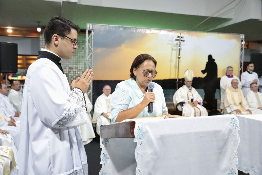 Governadora acompanha encerramento dos festejos de Nossa Senhora da Apresentação