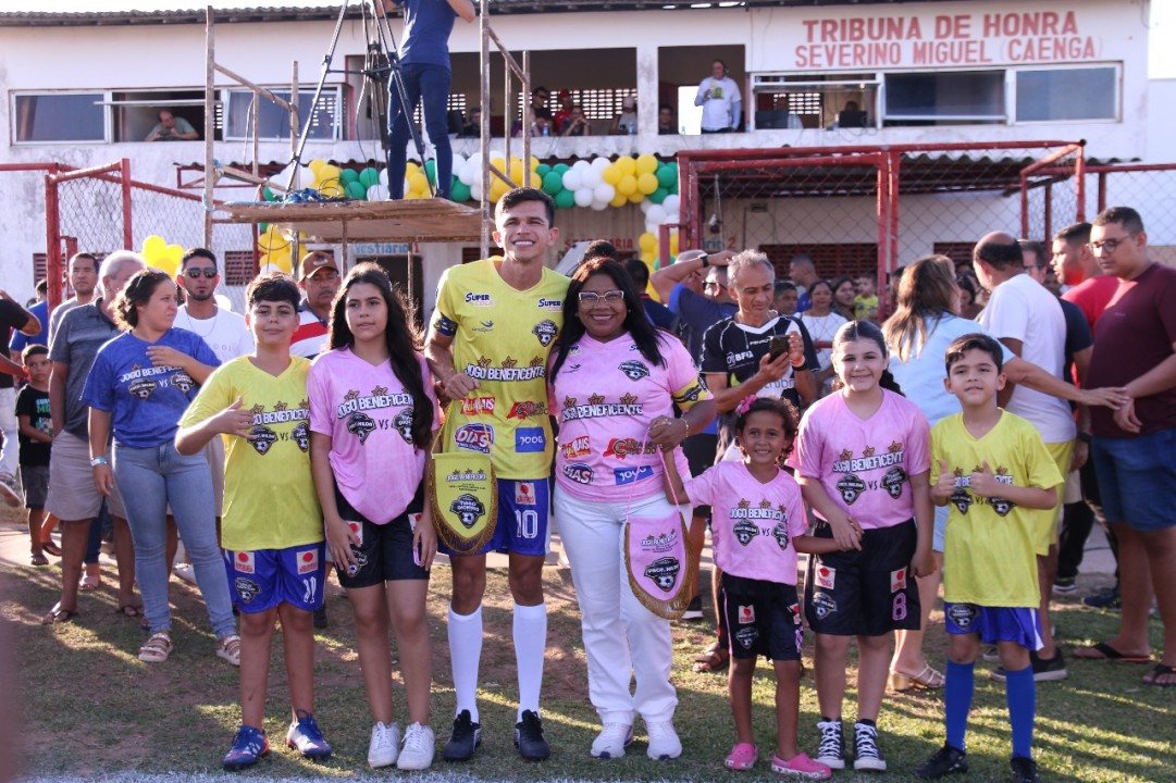 Futebol Solidário: Ação social de Nilda e Dionísio arrecada mais de uma tonelada de alimentos