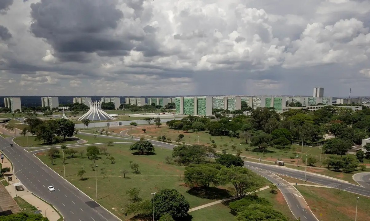 Prefeitos irão se reunir em Brasília nesta terça-feira 