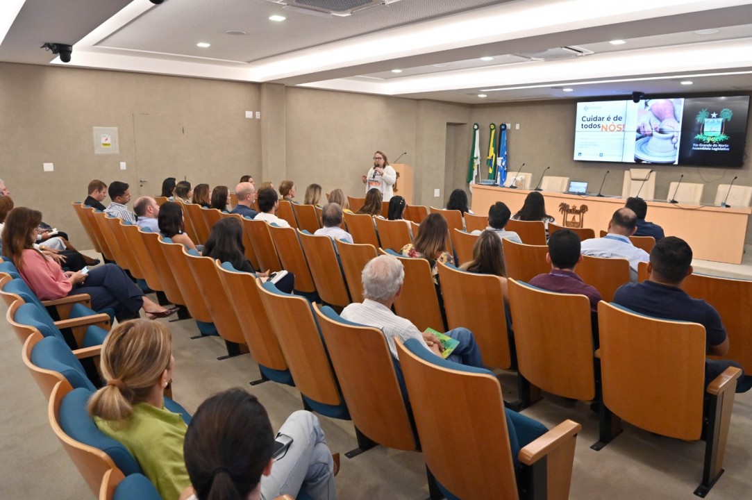 Lançamento da Cartilha de Saúde Mental reúne gestores da ALRN