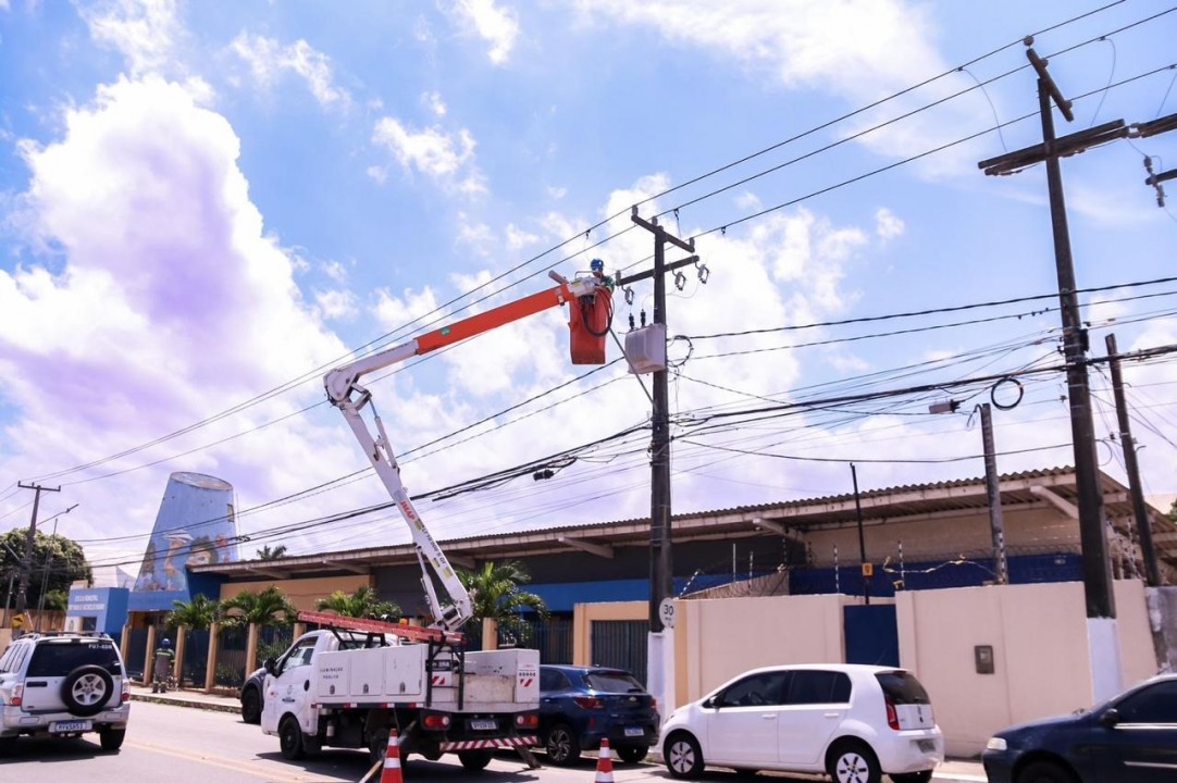 Com 100% de cobertura em LED, Parnamirim destaca trabalho de iluminação pública 